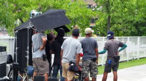 behind the scenes of a movie shoot - film crew - gomakemovie